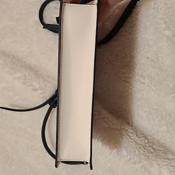 Kate Spade crossbody - Picture 3 of 6